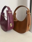 Torebka księżyc elegancka skóra naturalna 013